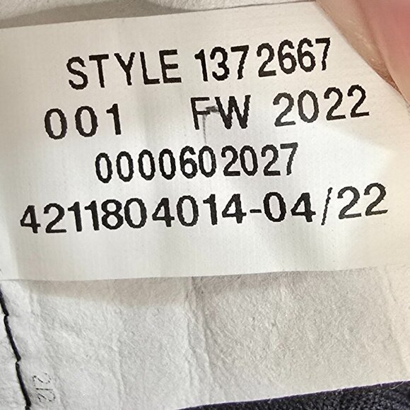 Under Armour HeatGear Wordmark Double Strap Tank Top - Black and White - NWT - Picture 7 of 8